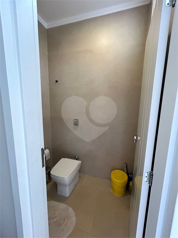 Casa à venda com 3 quartos, sendo 1 suíte, no condomínio Jardim das Acácias, Araraquara - SP