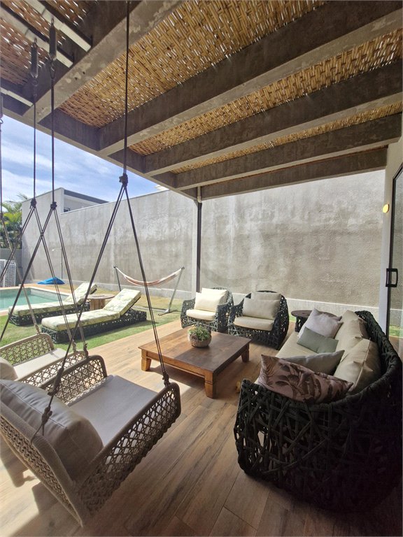 Casa à venda com 5 quartos, sendo 3 suítes, no condomínio Residencial Terras de Vinhedo, Vinhedo - SP
