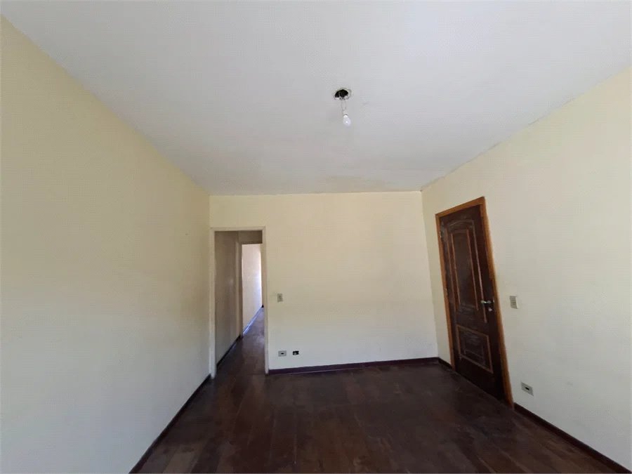 Sobrado à venda com 3 quartos, sendo 1 suíte, em Jardim Esmeralda, São Paulo, SP