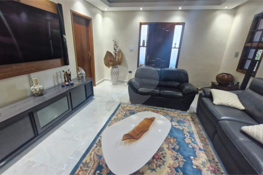 Casa Térrea à venda com 3 quartos, sendo 2 suítes, em Santana, São Paulo, SP