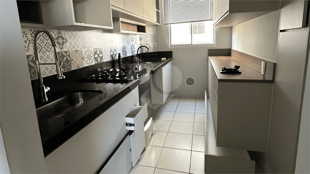Casa à venda com 2 quartos no condomínio Residencial Jasmin, Itapetininga - SP