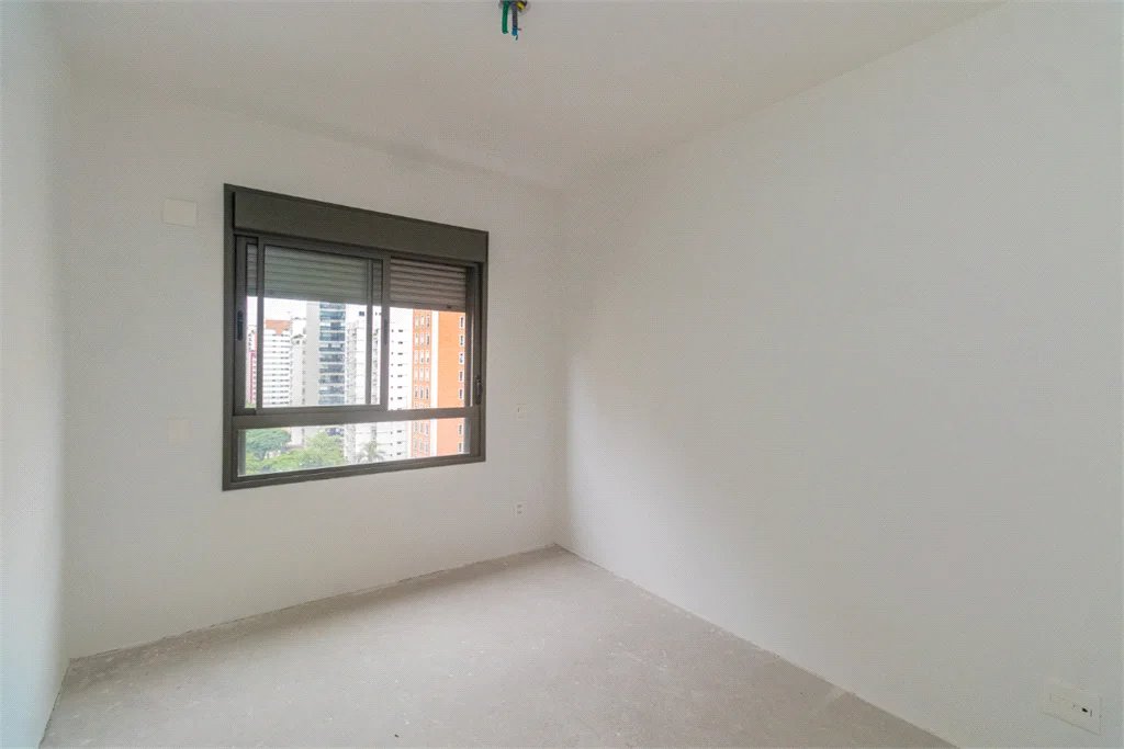 Apartamento à venda com 3 suítes em Brooklin Paulista, São Paulo, SP