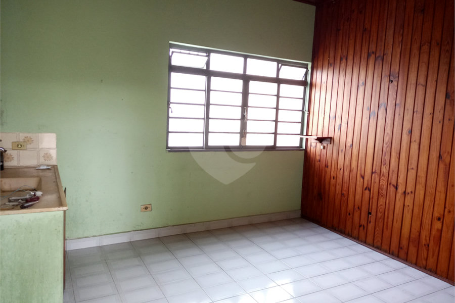 Sobrado à venda com 5 quartos em Horto, São Paulo, SP