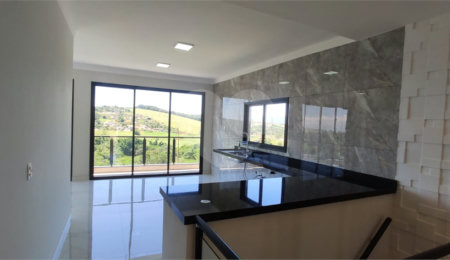 Casa à venda com 3 quartos, sendo 1 suíte,  no condomínio Reserva do Vale, Caçapava - SP