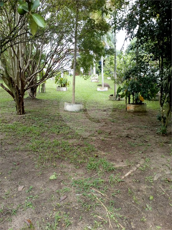 Chácara à venda com 3 quartos, sendo 1 suíte,  em Conjunto Habitacional Brás Cubas, Mogi das Cruzes, SP