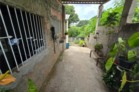 Casa à venda com 2 quartos, sendo 1 suíte, em Vila Belo Horizonte, Itapetininga, SP