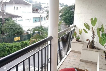 Sobrado à venda com 5 suítes em Jardim Franca, São Paulo, SP