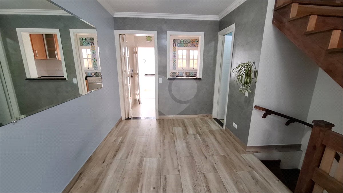 Casa à venda com 2 suítes no condomínio Village Palmas, São Paulo - SP