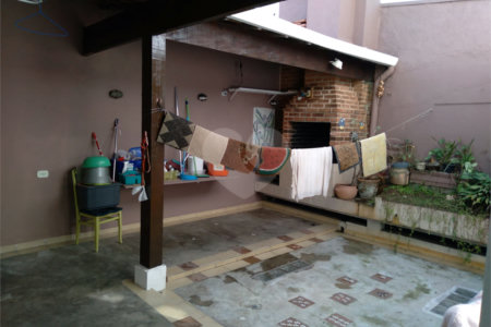 Casa à venda ou para alugar com 5 quartos, sendo 3 suítes, em Cambuci, São Paulo, SP