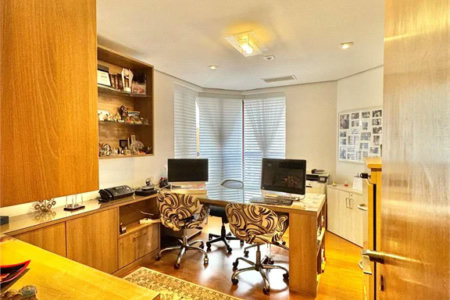 Apartamento à venda com 4 suítes em Vila Suzana, São Paulo, SP