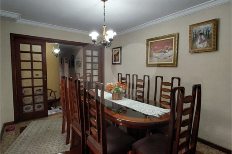 Casa à venda com 3 suítes em Vila Pereira Barreto, São Paulo, SP