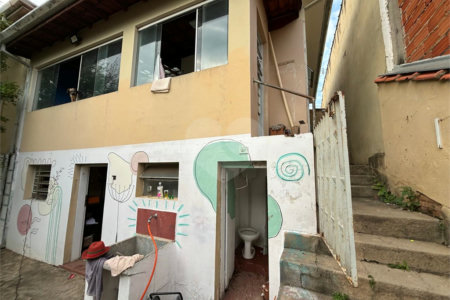 Casa à venda com 3 quartos em Vila Teixeira, Salto, SP