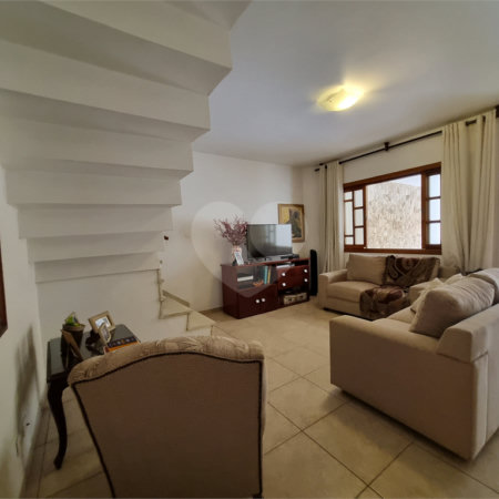 Casa à venda com 3 quartos, sendo 1 suíte, em Jardim Franca, São Paulo, SP