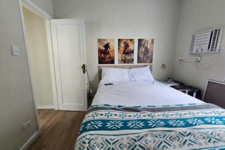 Apartamento com 2 dormitórios à venda, 59 m² por R$ 420.000,00 - Gonzaga - Santos/SP