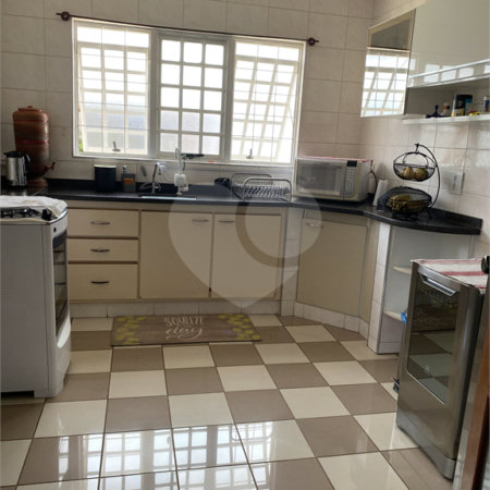Casa à venda com 3 quartos, sendo 1 suíte, em Jardim das Palmeiras, Valinhos, SP