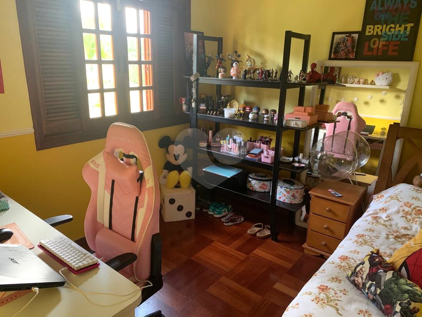 Casa à venda com 4 quartos, sendo 2 suítes, no condomínio Monte Belo, Salto - SP