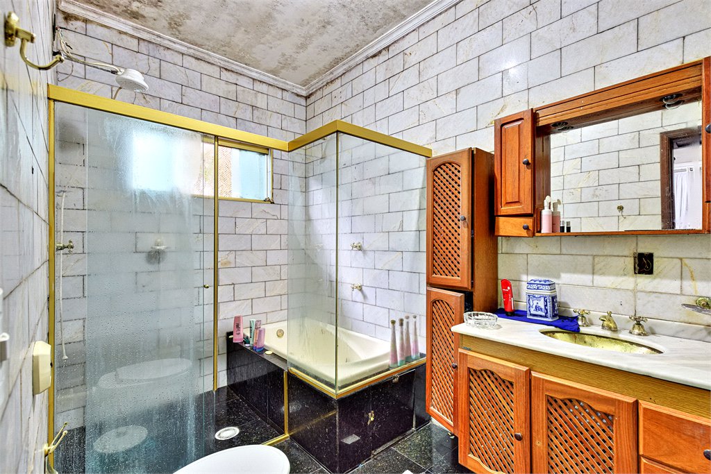 Casa para alugar com 3 quartos, sendo 2 suítes,  em Jardim Petrópolis, São Paulo, SP