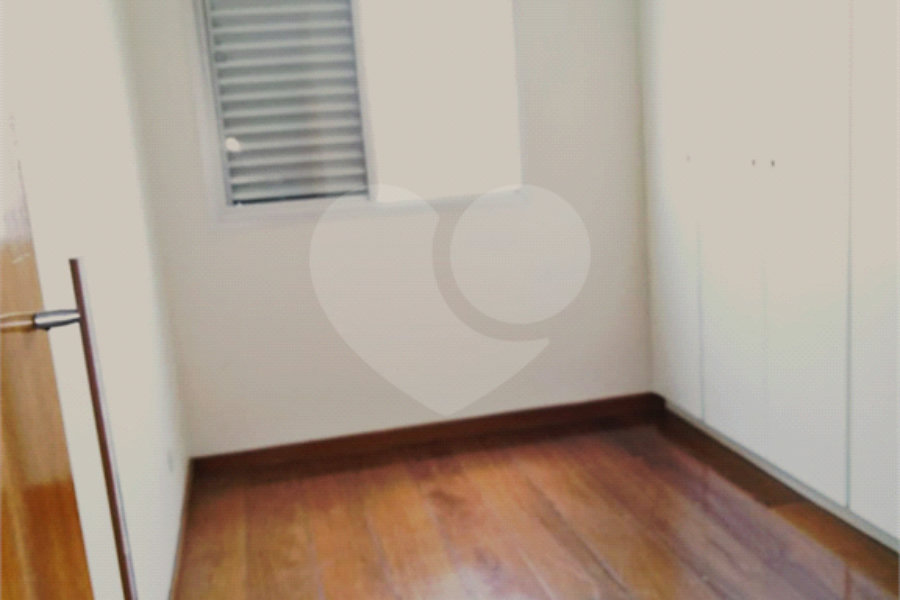 Apartamento à venda com 2 quartos em Parque Vitória, São Paulo, SP