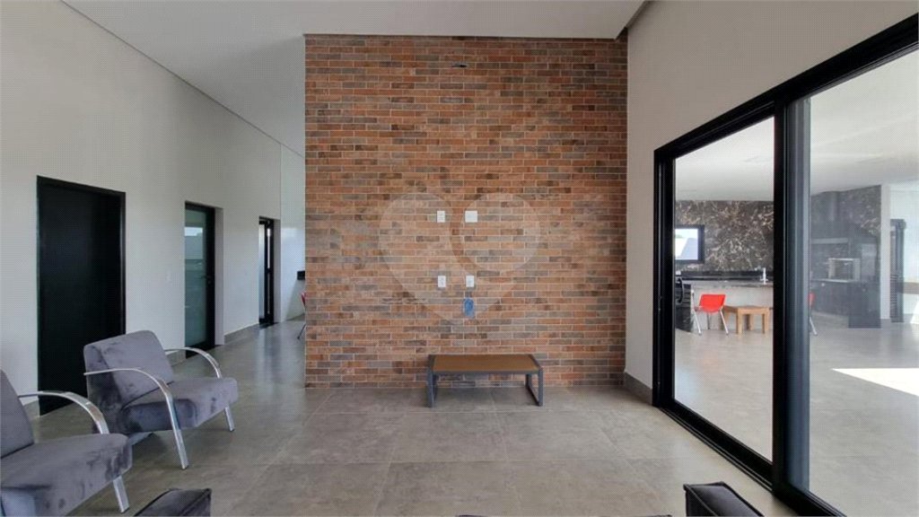 Casa à venda com 3 suítes no condomínio Portal dos Bandeirantes, Salto - SP