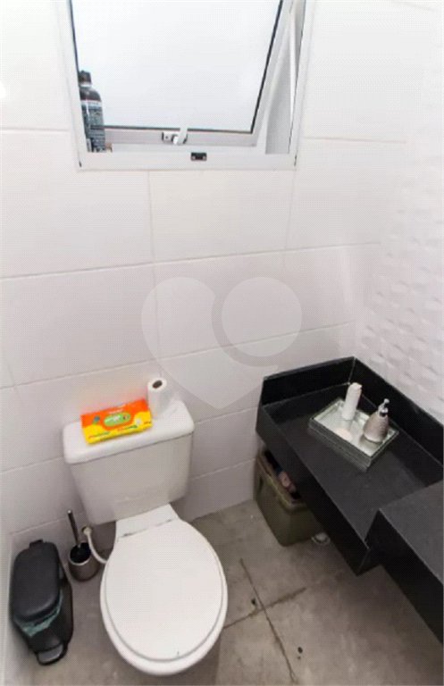Sobrado à venda com 3 quartos, sendo 1 suíte, em Vila Nivi, São Paulo, SP