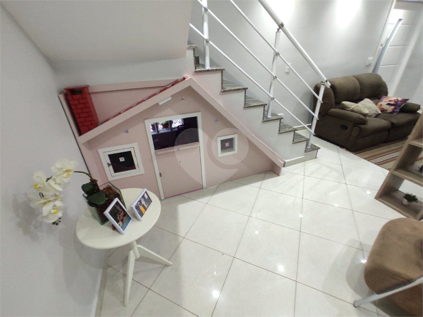 Sobrado à venda com 3 quartos, sendo 1 suíte, em Vila Ema, São Paulo, SP