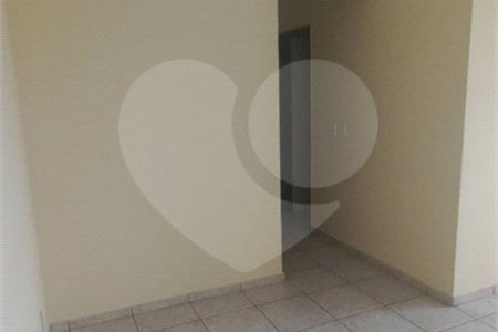 Apartamento à venda com 3 quartos em Jardim Viaduto (vila Xavier), Araraquara, SP