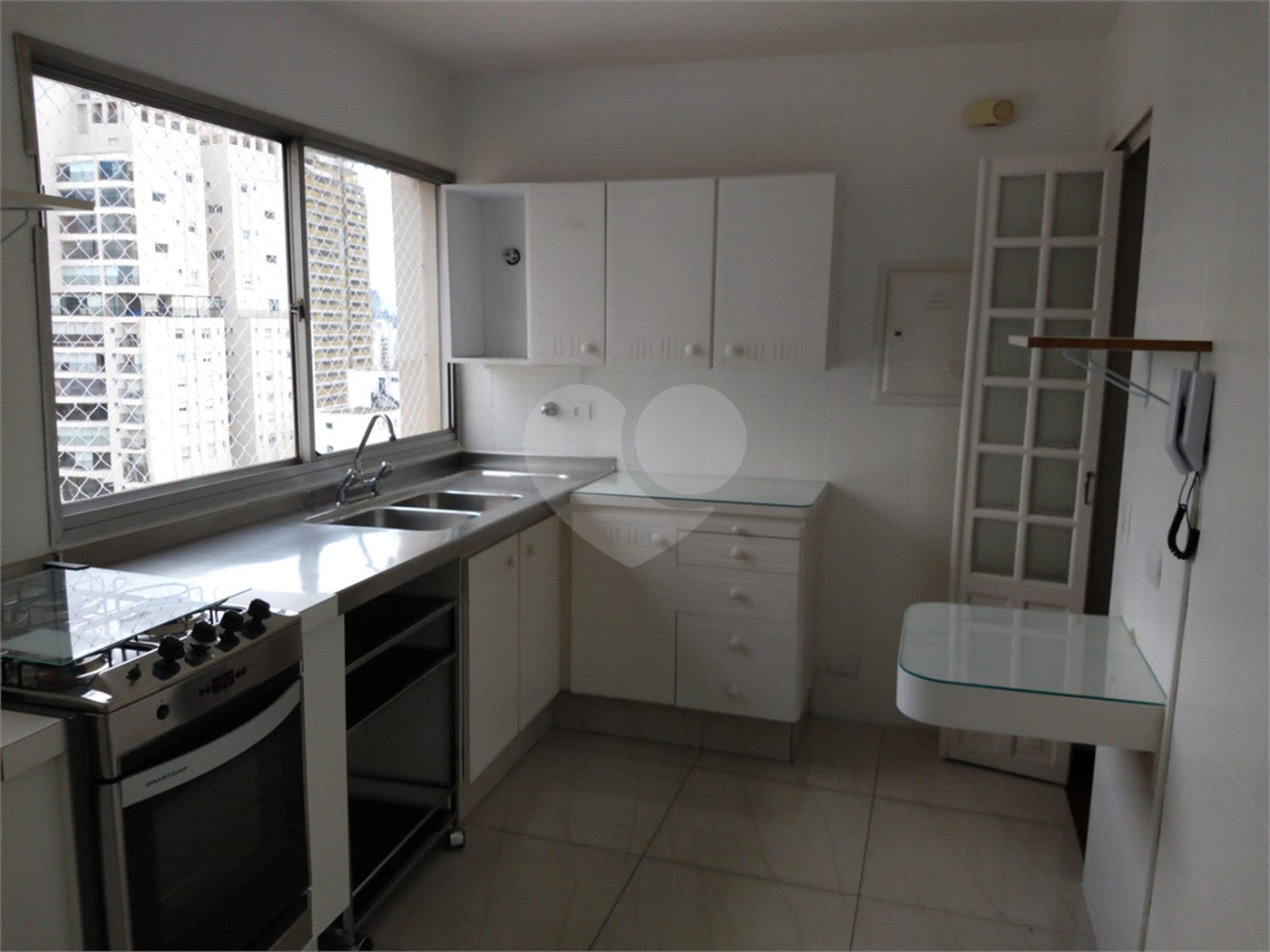 Apartamento para alugar com 2 quartos, sendo 1 suíte, em Campo Belo, São Paulo, SP