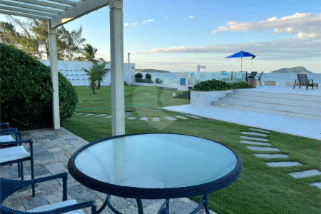 Casa em condomínio à venda com 2 suítes em Manguinhos, Armação dos Búzios, RJ