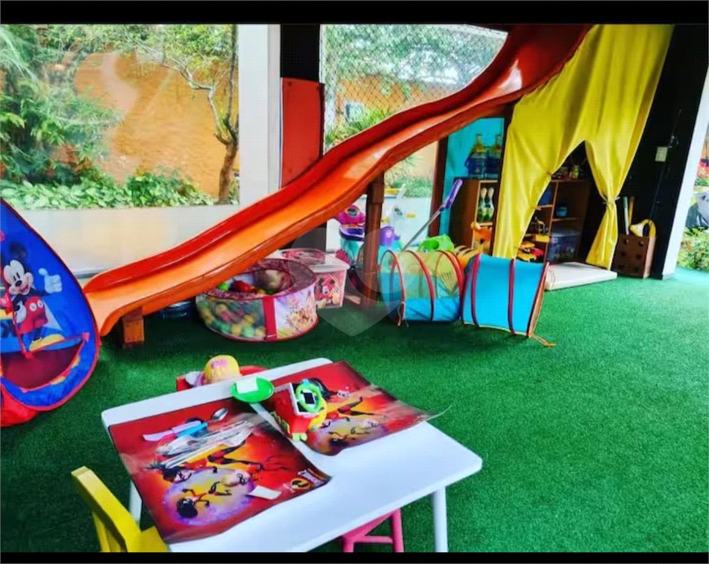 Casa à venda ou para alugar com 5 quartos, sendo 3 suítes, em Nova Gardênia, Atibaia, SP