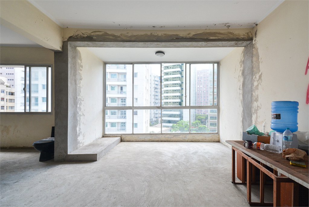 Apartamento à venda com 4 quartos, sendo 3 suítes, em Consolação, São Paulo, SP