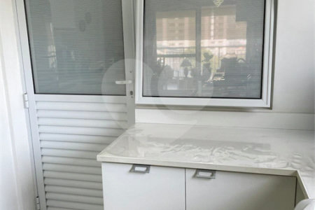 Apartamento à venda com 3 quartos, sendo 1 suíte, em Vila Cruzeiro, São Paulo, SP