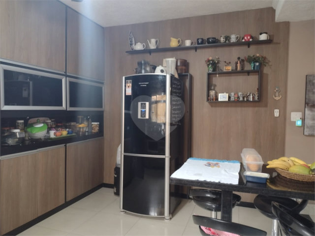 Casa à venda com 4 quartos, sendo 2 suítes, em Vila Gustavo, São Paulo, SP
