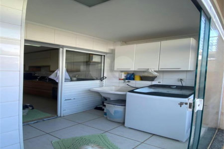 Casa à venda com 3 quartos, sendo 1 suíte, no condomínio Residencial Green Village, Indaiatuba - SP
