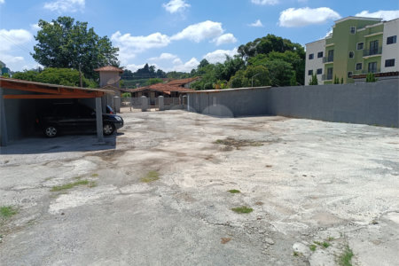 Casa à venda com 5 quartos, sendo 3 suítes, em Jardim Villaça, São Roque, SP