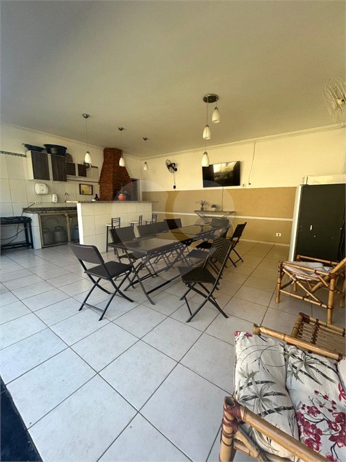 Apartamento à venda ou para alugar com 3 quartos, sendo 1 suíte,  em Vila Mogilar, Mogi das Cruzes, SP