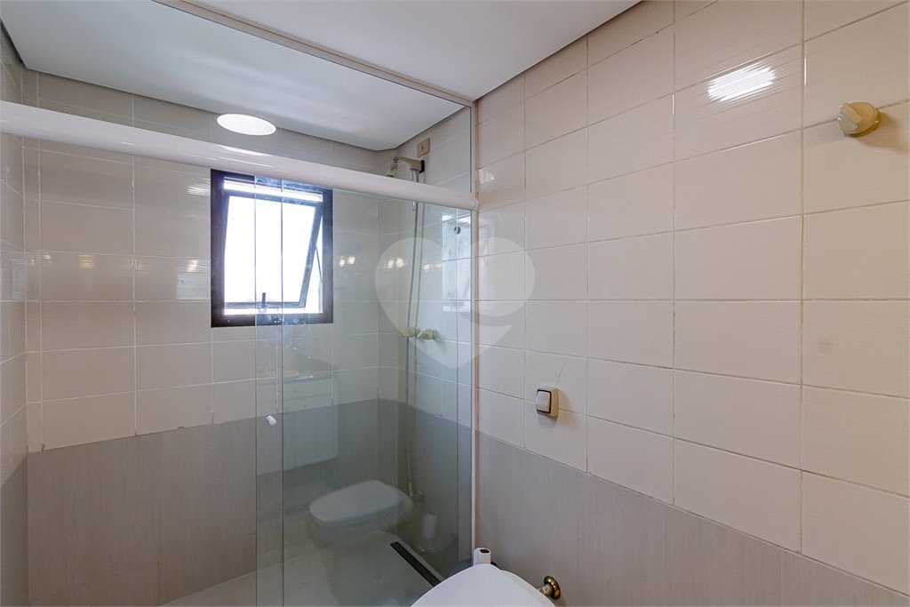 Apartamento à venda com 3 suítes em Aclimação, São Paulo, SP