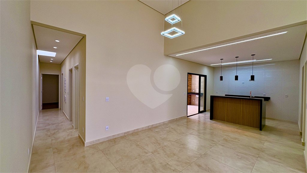 Casa à venda com 3 quartos, sendo 1 suíte, no condomínio Residencial Villagio Wanel, Sorocaba - SP