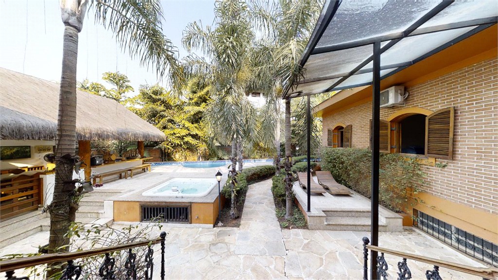 Casa à venda com 4 suítes em Jardim Marajoara, São Paulo, SP