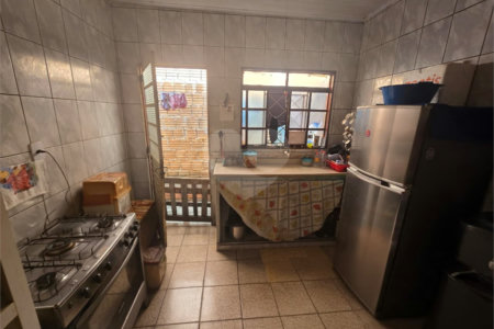 Casa à venda com 1 quarto em Vila Célia, Itapetininga, SP