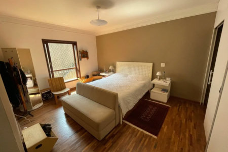 Casa à venda com 4 quartos, sendo 1 suíte,  em Vila Morumbi, São Paulo, SP