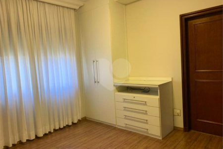 Apartamento à venda com 4 suítes em Santana, São Paulo, SP