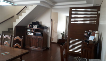 Sobrado à venda com 4 quartos, sendo 1 suíte, em Água Fria, São Paulo, SP