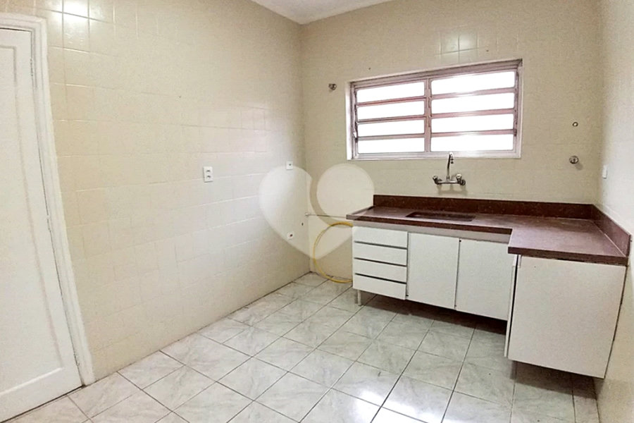 Sobrado à venda com 13 quartos, sendo 1 suíte,  em Jardim São Paulo(zona Norte), São Paulo, SP