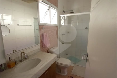 Casa à venda com 3 suítes no condomínio Alpes de Vinhedo, Vinhedo - SP