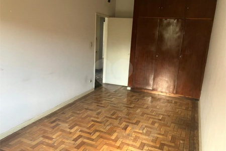 Sobrado à venda com 4 quartos em Jardim São Paulo(zona Norte), São Paulo, SP