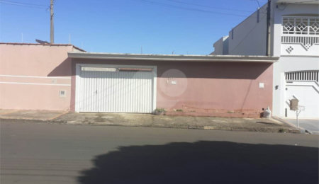 Casa à venda com 2 quartos, sendo 1 suíte,  em Residencial Itamarati, São Carlos, SP