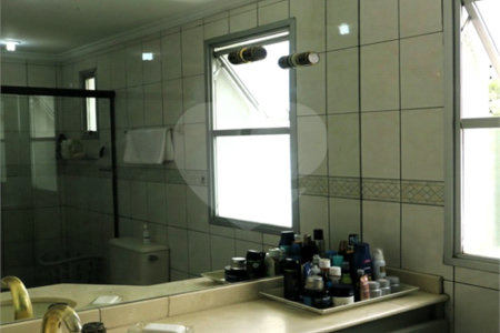 Apartamento à venda com 3 quartos, sendo 1 suíte, em Vila Andrade, São Paulo, SP