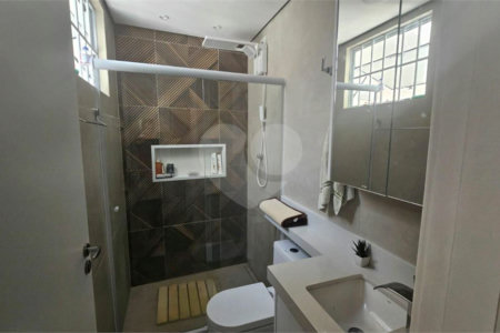 Sobrado à venda com 3 quartos, sendo 2 suítes, em Chácara Belenzinho, São Paulo, SP