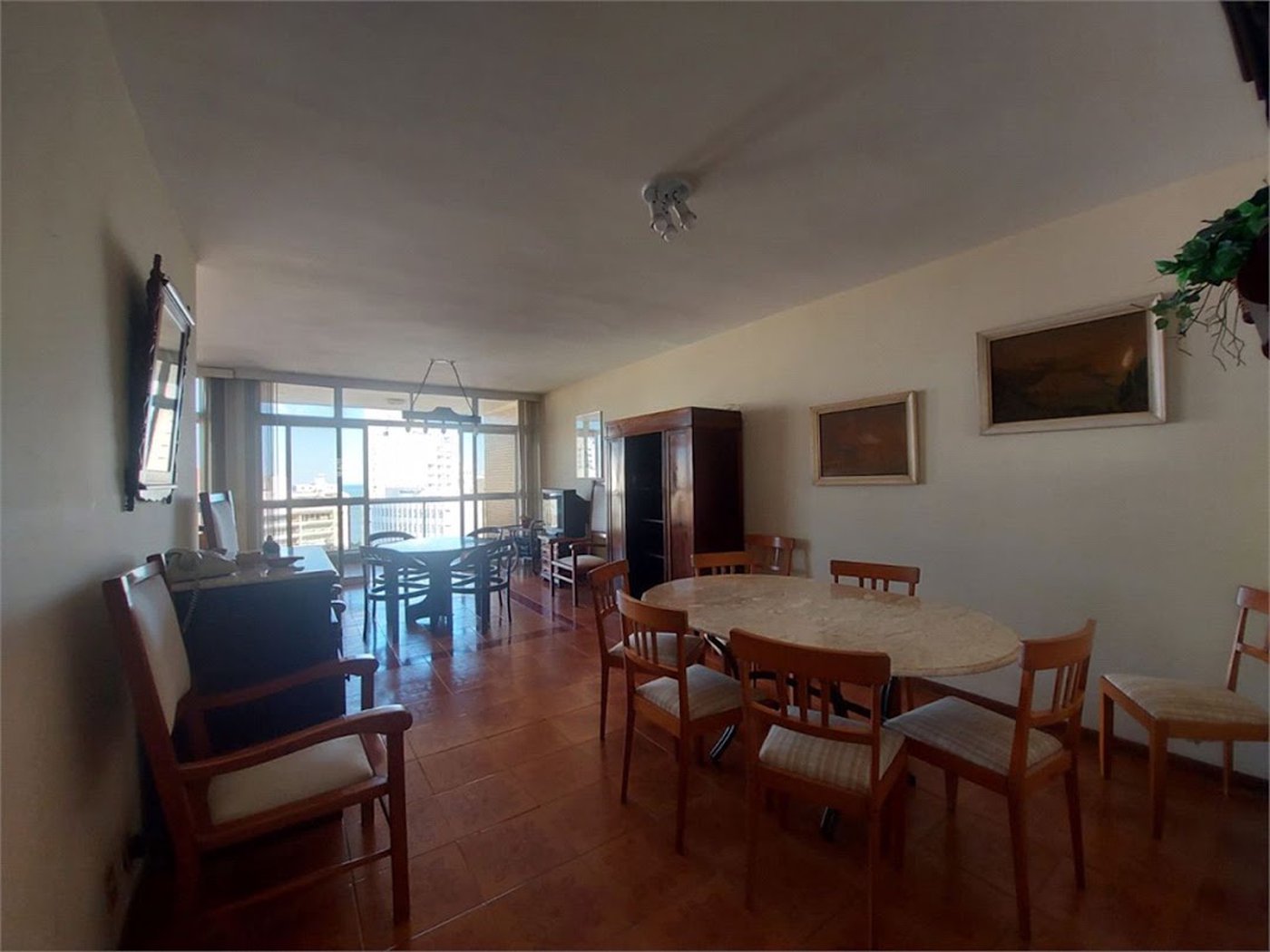 Apartamento Residencial à venda, Pitangueiras, Guarujá - AP1677.