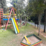 Casa à venda com 4 quartos, sendo 1 suíte, no condomínio Parque Suiça, Caieiras - SP